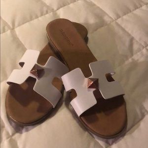 White slide in sandals shorts size 6.5 Cute!!